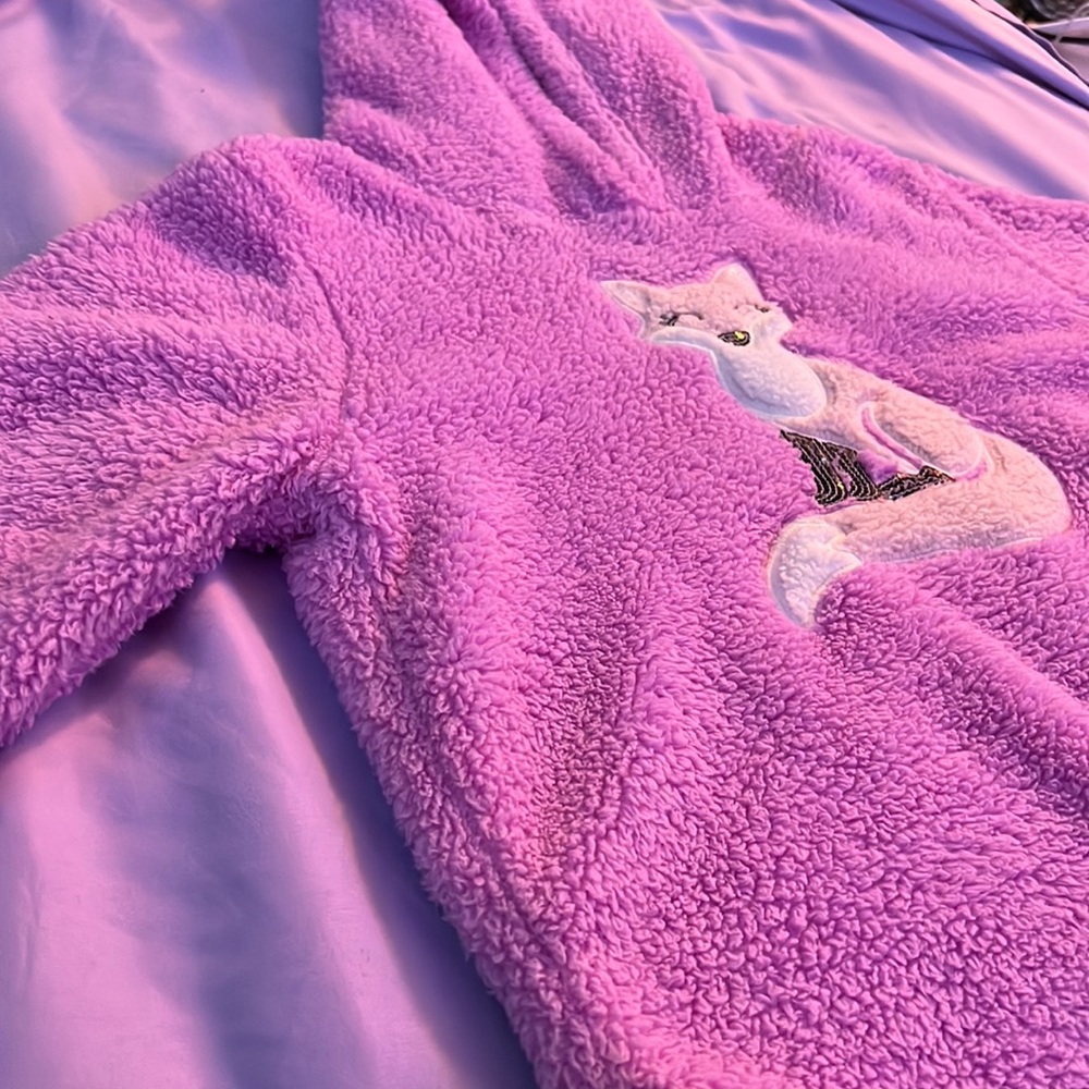 Purple, cozy hoodie, willing to negotiate